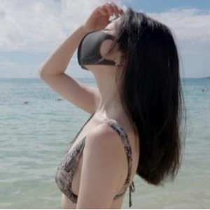 onlyfans娇小玲珑美女（玩偶姐姐hongkongdoll）分享与男友给力海岛生活2【4V，1.7G】